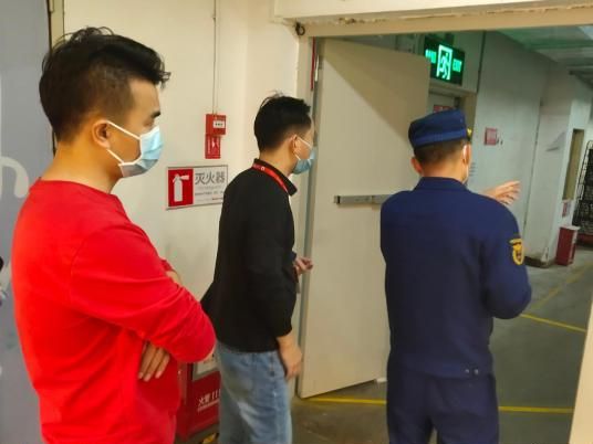 珠海消防開展節(jié)后針對性消防安全檢查 持續(xù)推進企業(yè)復(fù)產(chǎn)復(fù)工消防安全服務(wù)工作